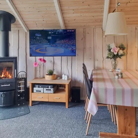 2 Bedroom Amazing In Oksbol (Syddanmark)