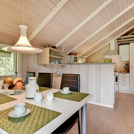 2 Bedroom Amazing In Holiday home Oksbol (Syddanmark)