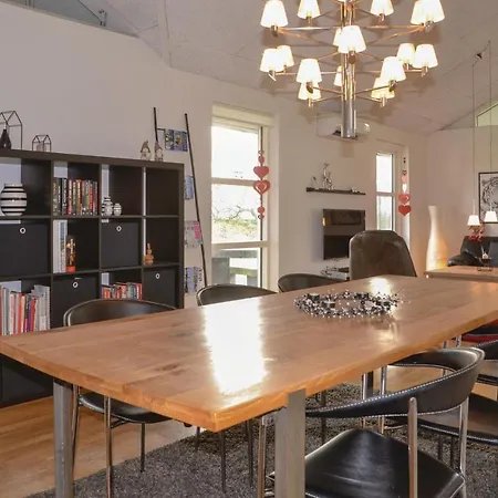 2 Bedroom Amazing In *
